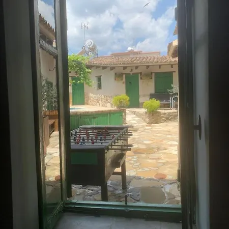 To Spiti Sto Xorko Lythrodhondas