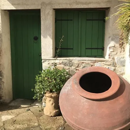 To Spiti Sto Xorko *