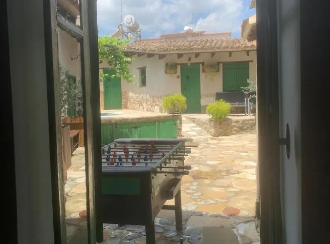 To Spiti Sto Xorko Lithrodóndasz